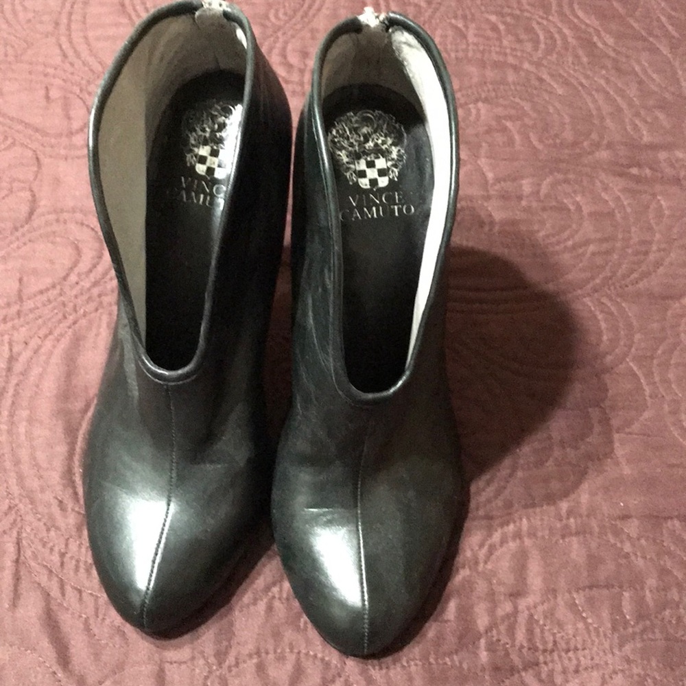 Vince camuto boots (heals)